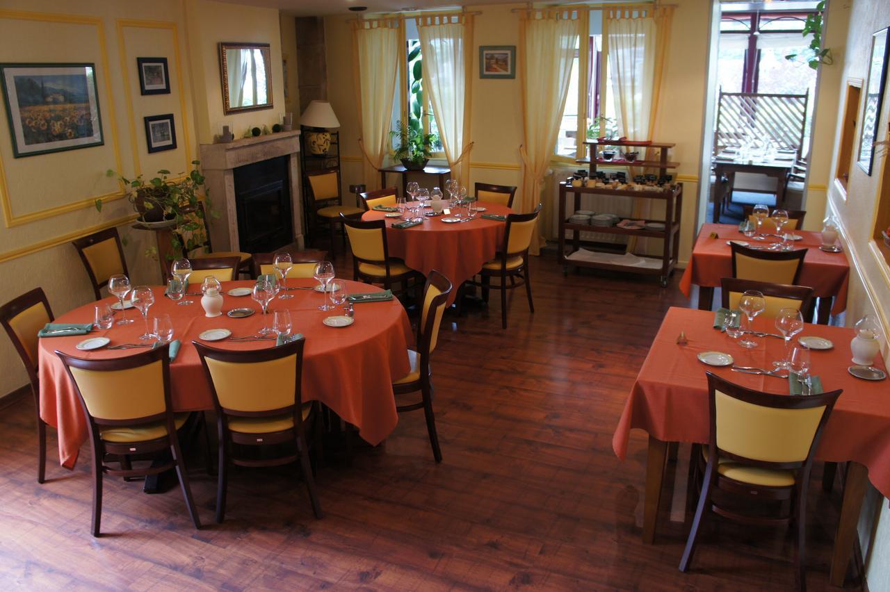 Hotel Restaurant La Goutte Noire Châteaumeillant Værelse billede